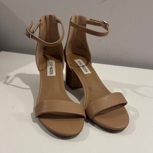 The Invest Dress  Heel shoe from Steve Madden